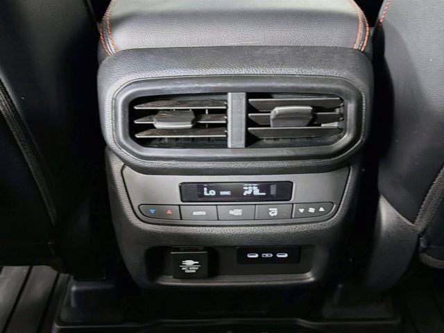 Used 2024 Honda Pilot TrailSport image 31