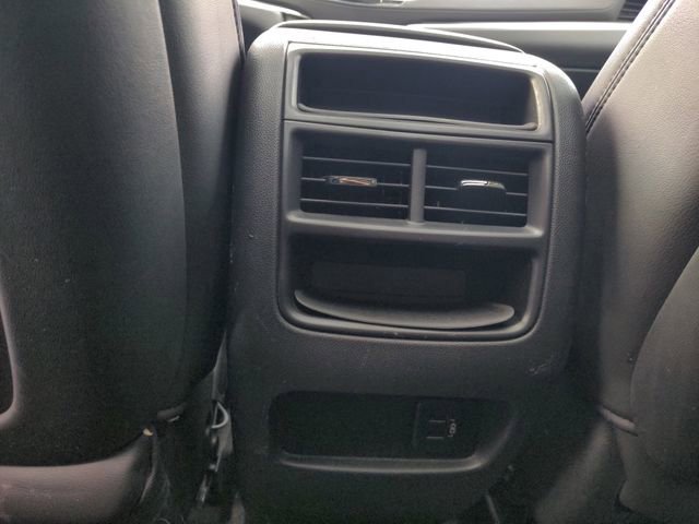 Used 2017 Cadillac XT5 Premium Luxury w/ LPO, Wheel Lock Package image 39