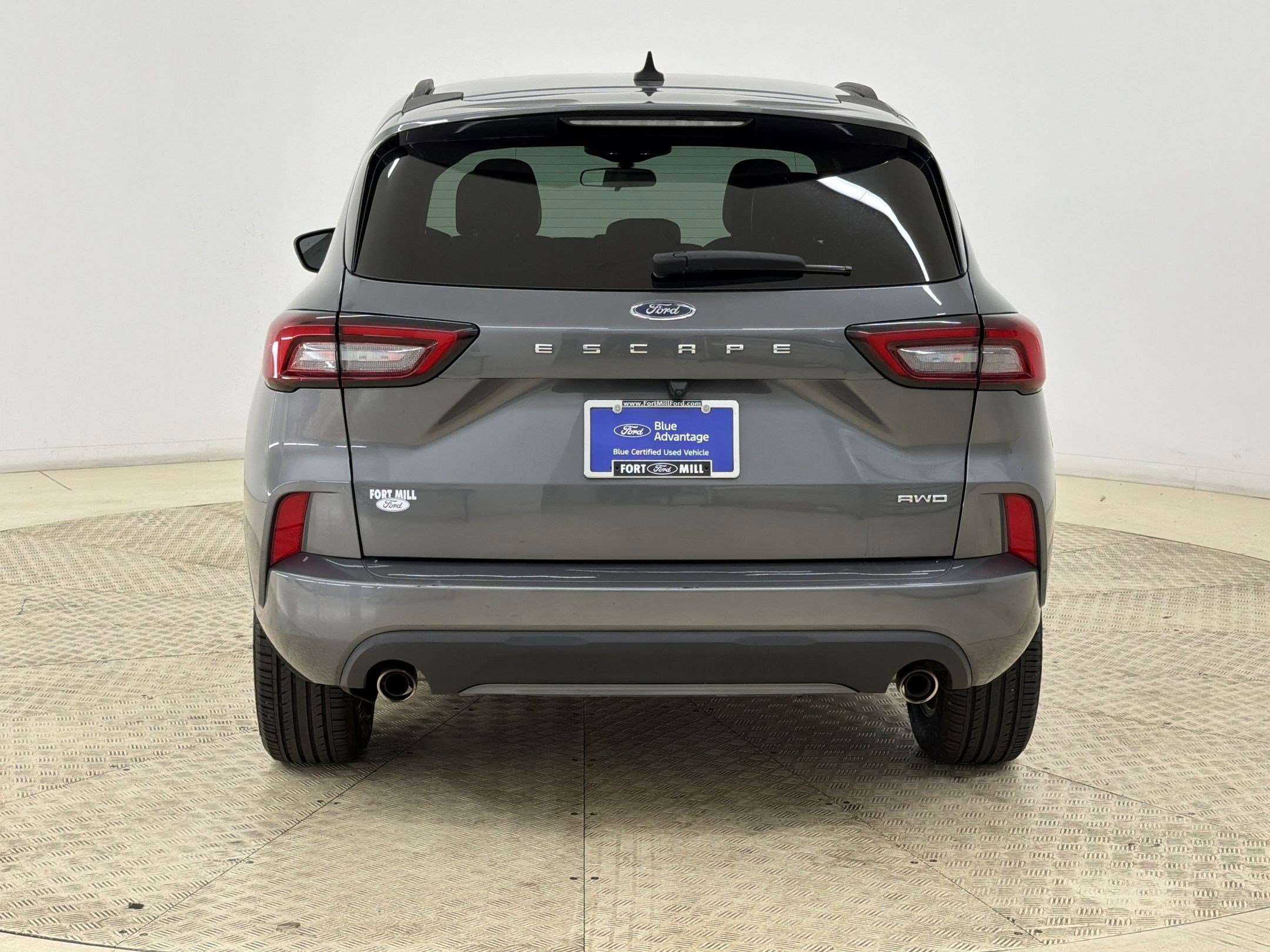 Certified 2024 Ford Escape ST-Line AWD/4WD image 10