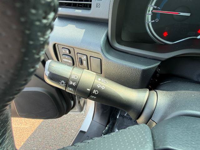 Used 2019 Toyota 4Runner TRD Off-Road Premium AWD/4WD image 39