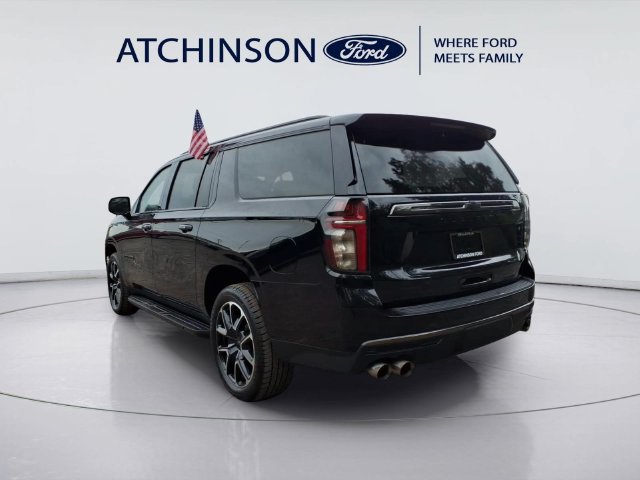 Used 2022 Chevrolet Suburban RST w/ Sport Performance Package AWD/4WD image 7