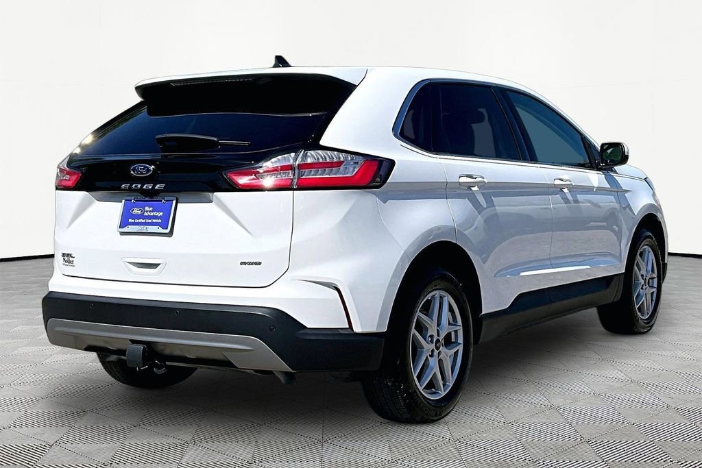 Certified 2023 Ford Edge SEL w/ Convenience Package AWD/4WD image 4