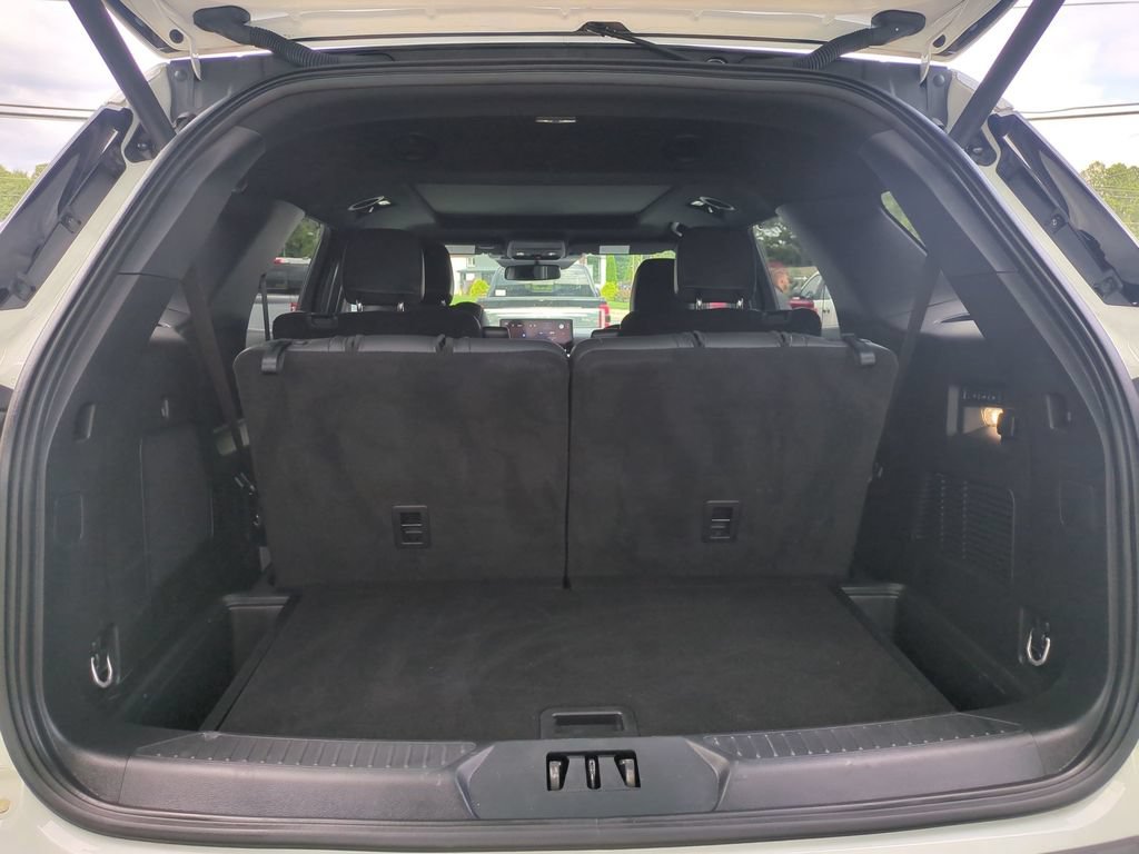 Certified 2025 Ford Explorer ST-Line w/ Premium Package AWD/4WD image 7