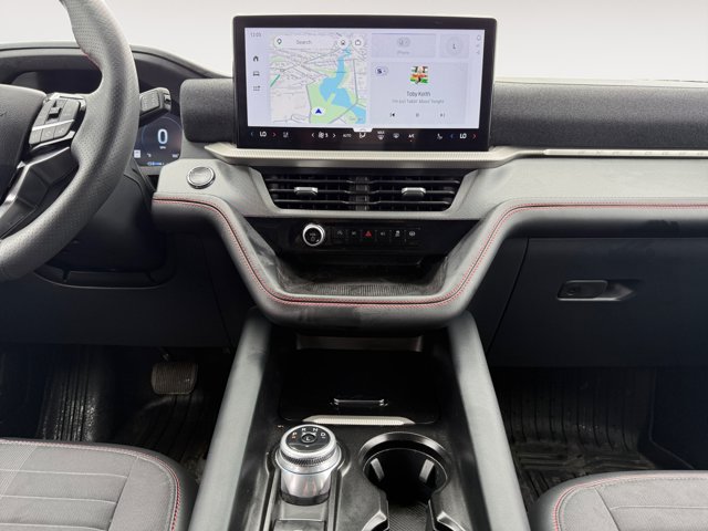 Certified 2025 Ford Explorer ST-Line AWD/4WD image 14