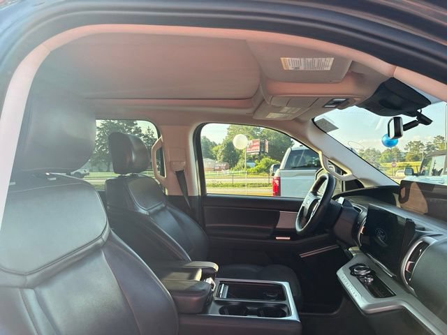Certified 2025 Ford Expedition Active AWD/4WD image 58