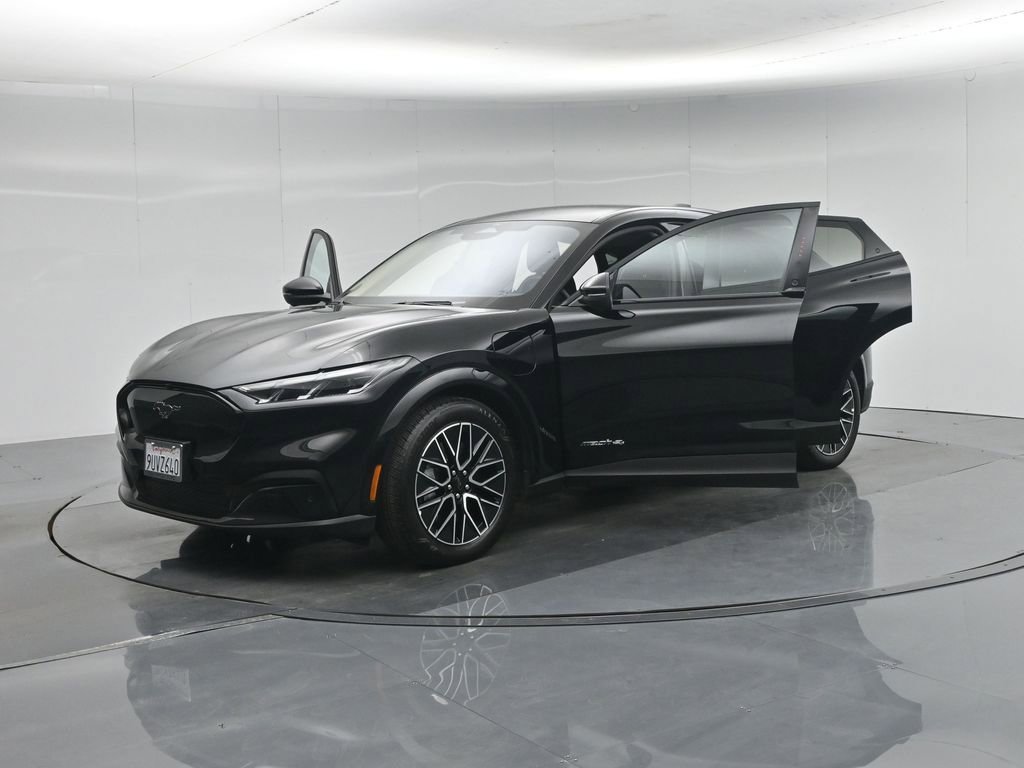 Certified 2025 Ford Mustang Mach-E Premium AWD/4WD image 32