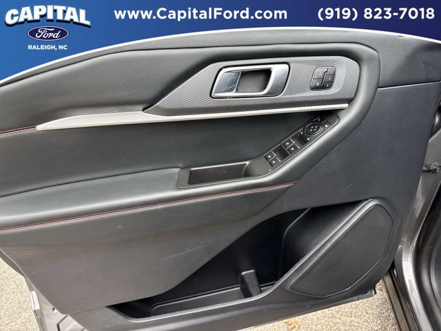 Certified 2025 Ford Explorer ST-Line w/ Premium Package RWD image 20