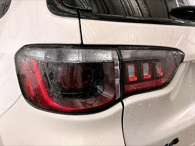 Used 2021 Jeep Compass Latitude AWD/4WD image 28