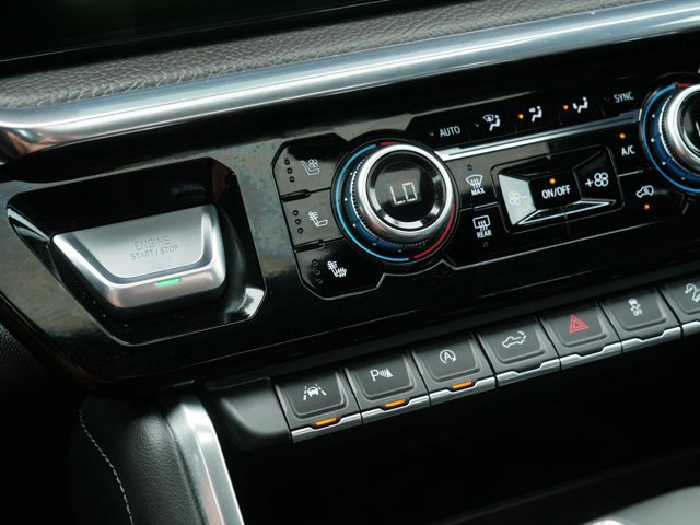 Used 2023 GMC Sierra 1500 Denali w/ Technology Package AWD/4WD image 31