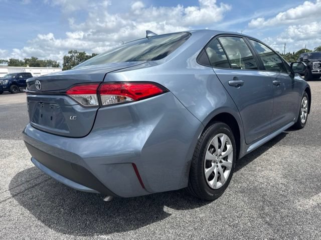 Used 2022 Toyota Corolla LE FWD image 5