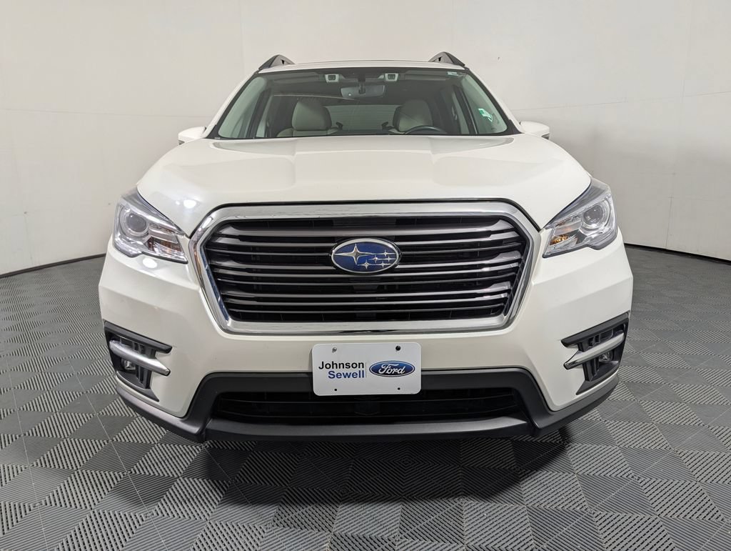 Used 2022 Subaru Ascent Limited w/ Technology Package AWD/4WD image 3