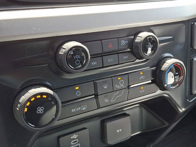 Certified 2025 Ford F350 XLT AWD/4WD image 15