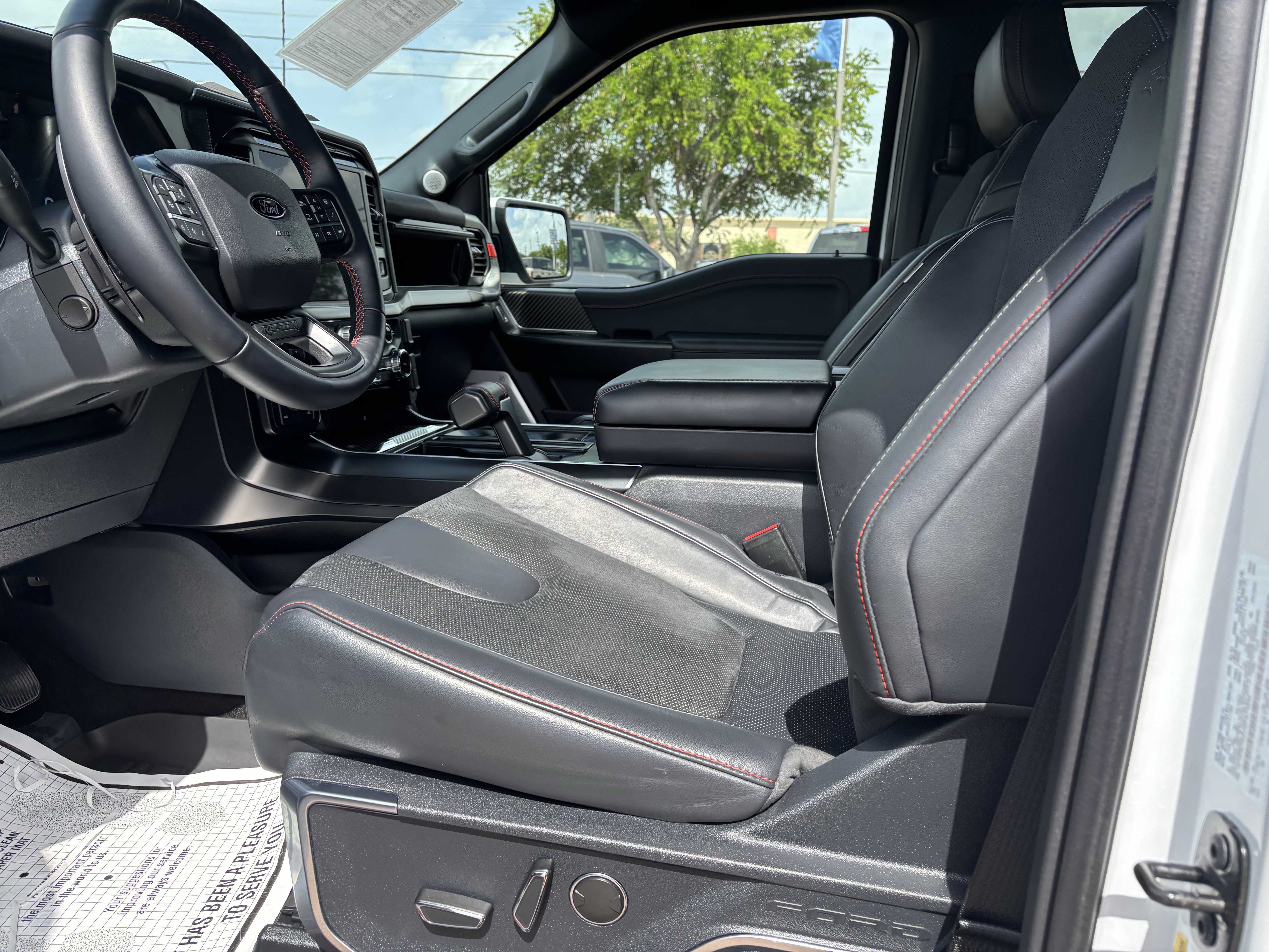 Certified 2025 Ford F150 Raptor AWD/4WD image 10