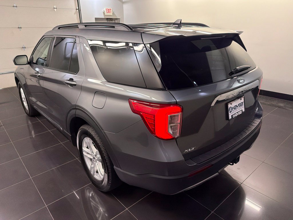 Certified 2023 Ford Explorer XLT w/ Equipment Group 202A AWD/4WD image 4