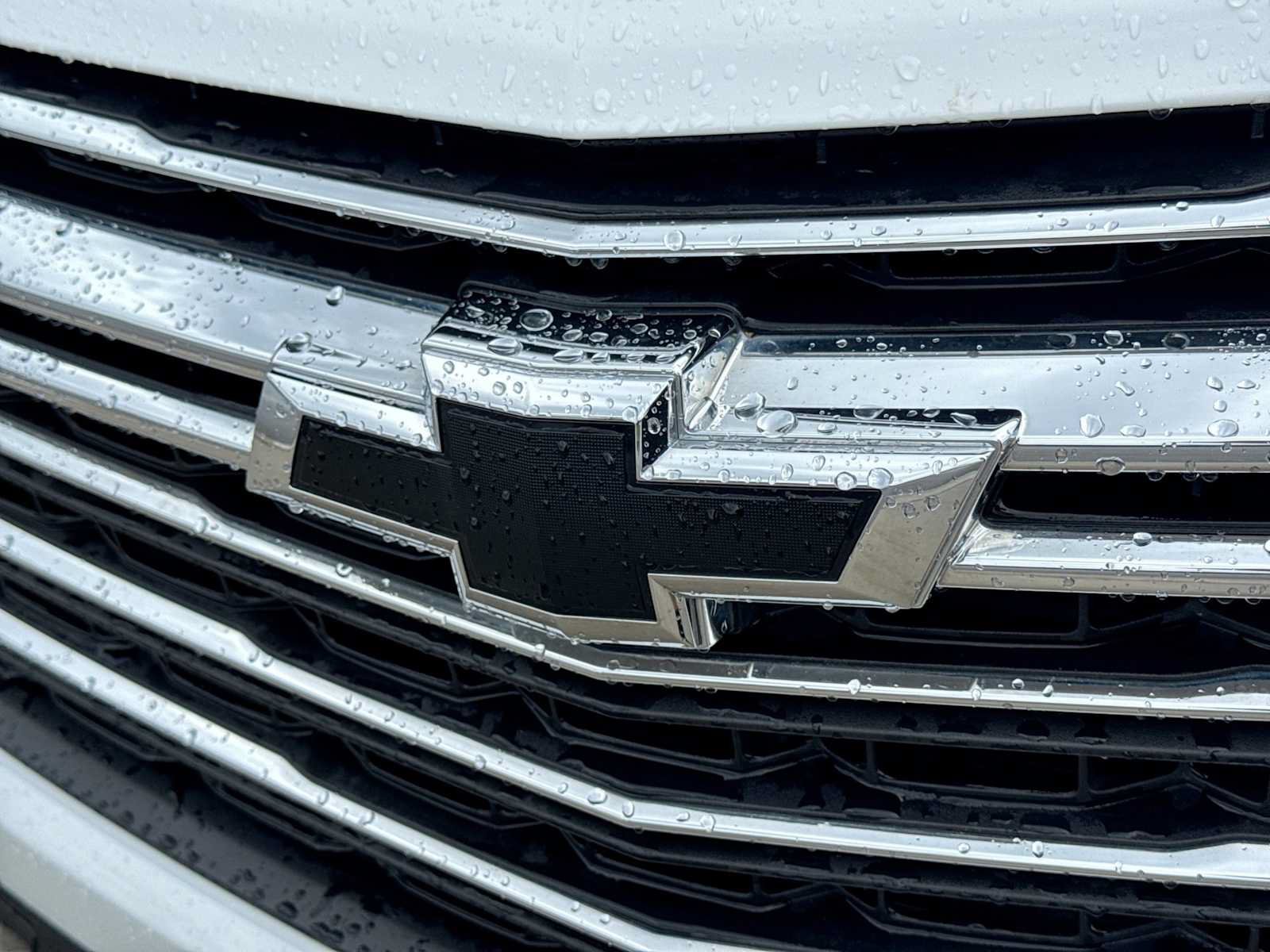 Used 2023 Chevrolet Traverse LT FWD image 11