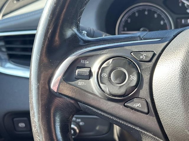 Used 2019 Buick Enclave Essence AWD/4WD image 32
