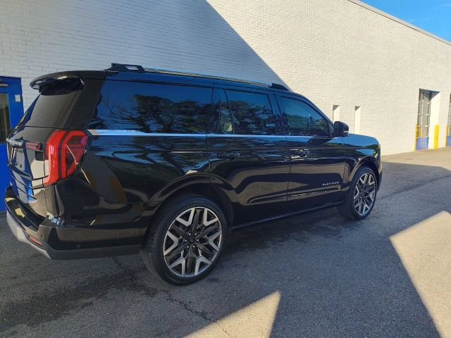 Certified 2025 Ford Expedition Platinum w/ Platinum Ultimate Package AWD/4WD image 12