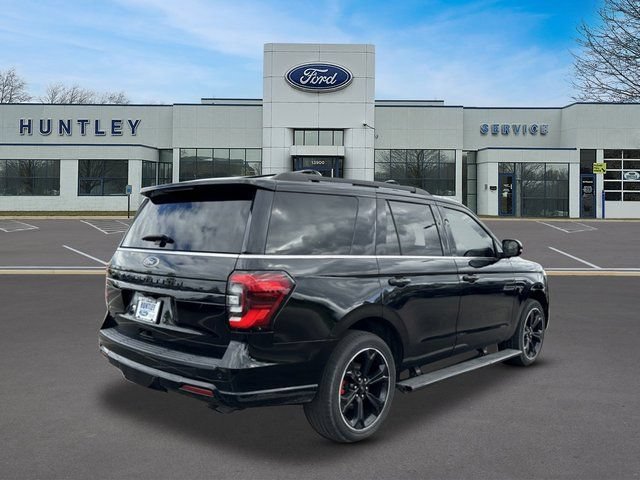 Certified 2022 Ford Expedition Limited AWD/4WD image 5