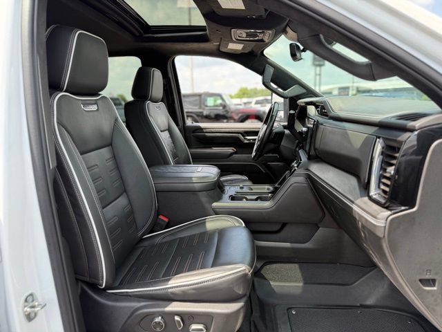 Used 2024 GMC Sierra 2500 AT4X AWD/4WD image 17