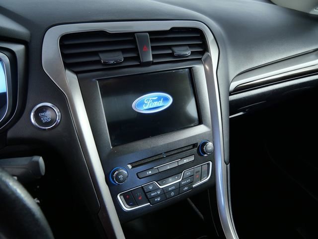 Certified 2018 Ford Fusion SE w/ Fusion SE Technology Package image 19