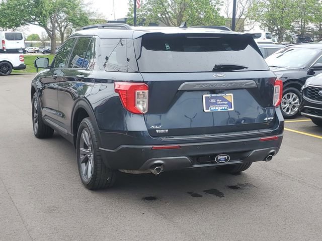 Certified 2023 Ford Explorer XLT w/ Equipment Group 202A AWD/4WD image 3
