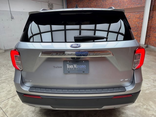 Certified 2023 Ford Explorer XLT w/ Equipment Group 202A image 4