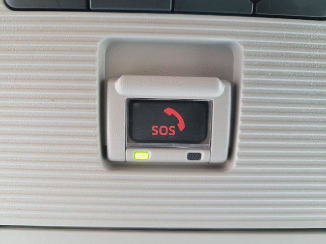 Used 2024 Toyota RAV4 LE AWD/4WD image 17