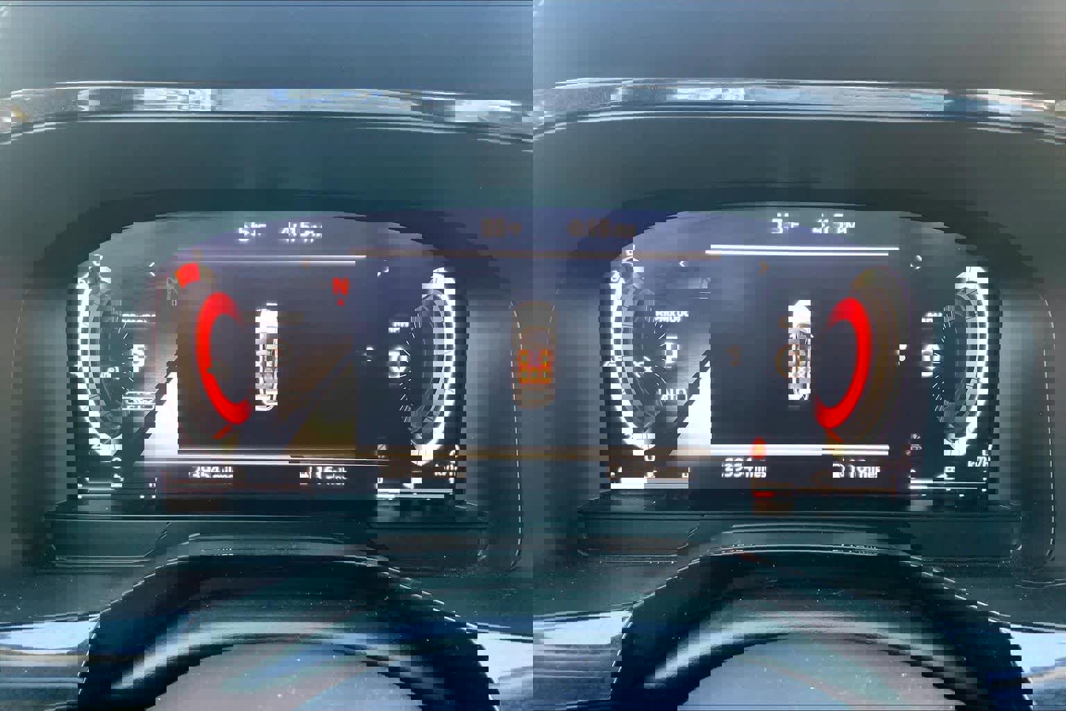 Used 2022 Nissan Pathfinder Platinum w/ Cargo Package image 25