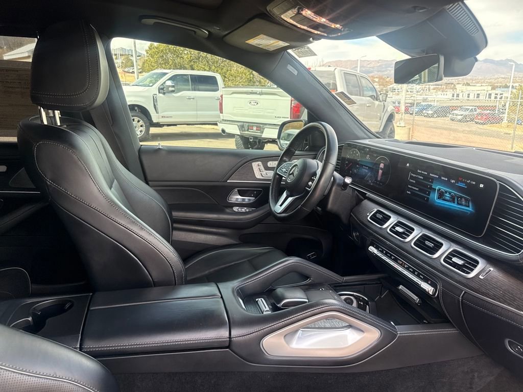 Used 2022 Mercedes-Benz GLS 450 4MATIC image 32
