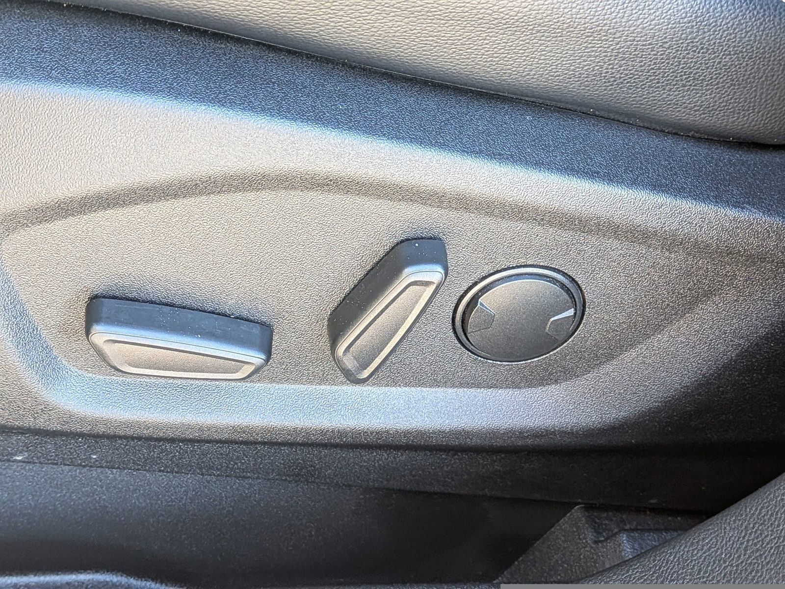 Certified 2024 Ford Edge SEL w/ Convenience Package image 23