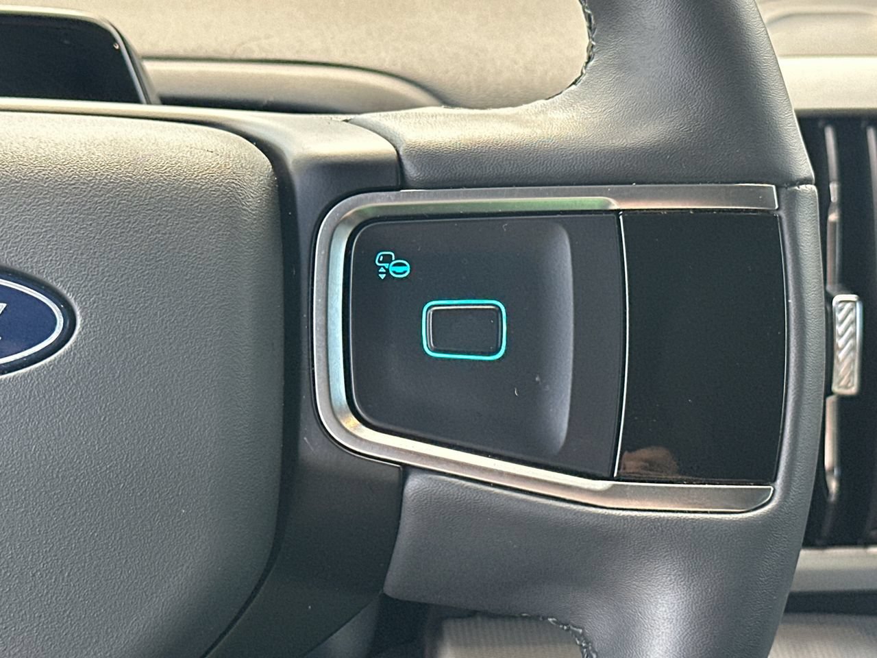 Certified 2025 Ford Expedition Max Active RWD image 28