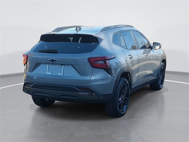 Used 2025 Chevrolet Trax ACTIV w/ Sunroof Package image 5