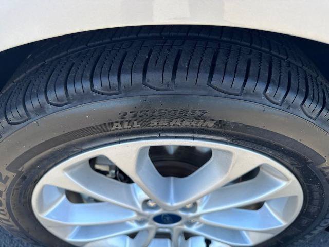 Certified 2019 Ford Fusion SE FWD image 10