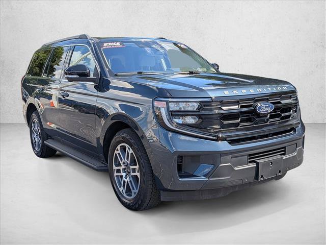 Certified 2025 Ford Expedition Active AWD/4WD video 3