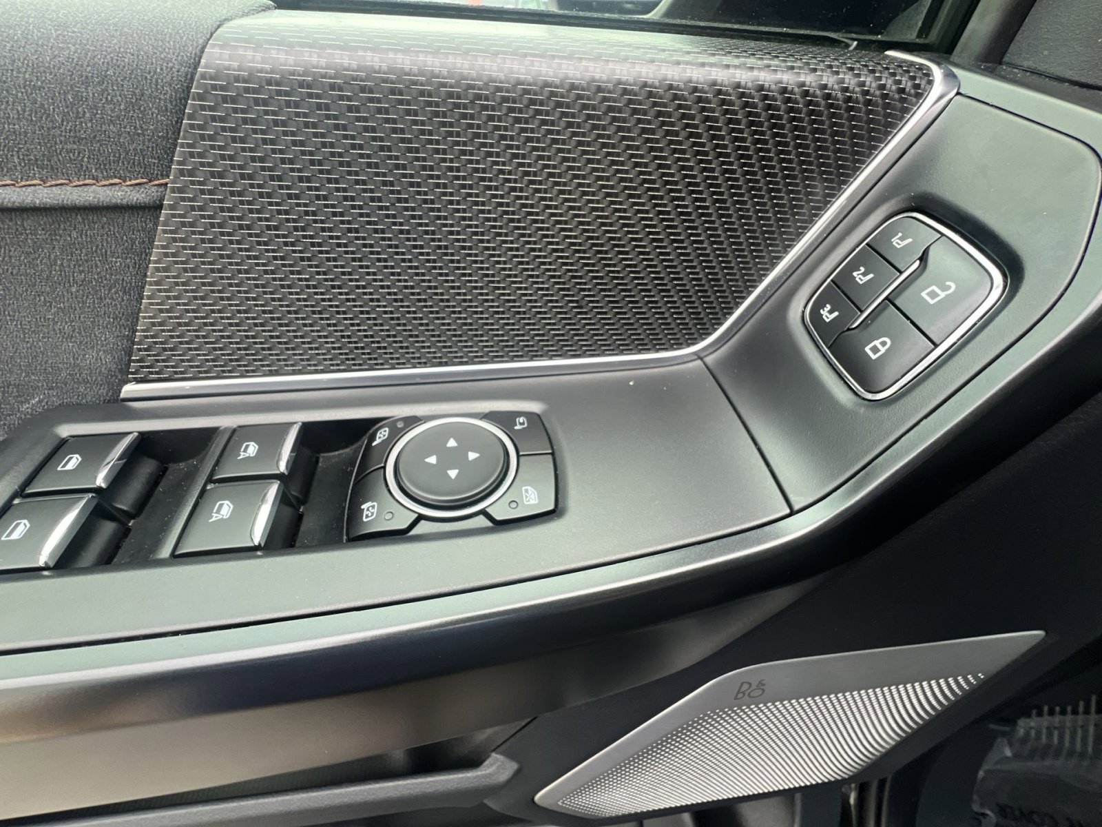 Certified 2023 Ford F150 Raptor w/ Raptor Carbon Fiber Package AWD/4WD image 31