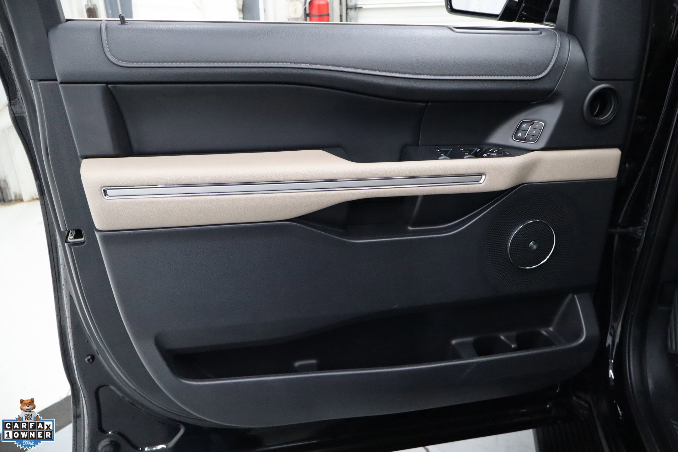 Certified 2024 Ford Expedition Max Limited image 11