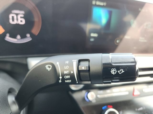 Used 2025 Hyundai Sonata SEL FWD image 34