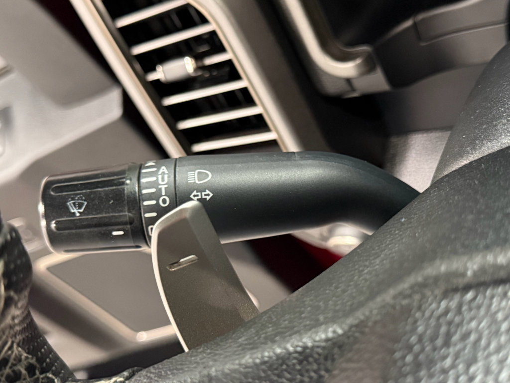 Certified 2018 Ford F150 Raptor w/ Equipment Group 802A Luxury image 17