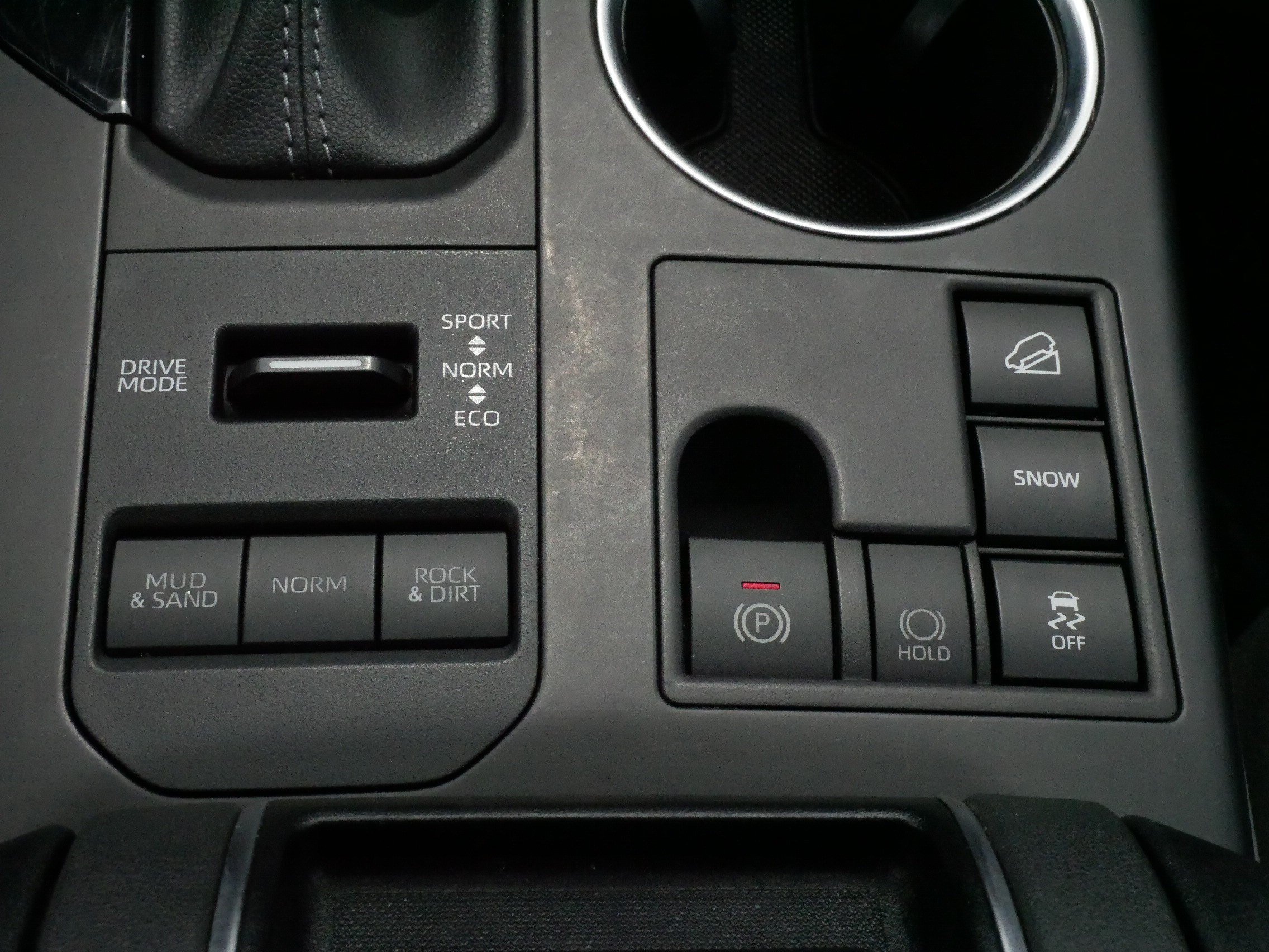 Used 2023 Toyota Highlander XLE AWD/4WD image 24