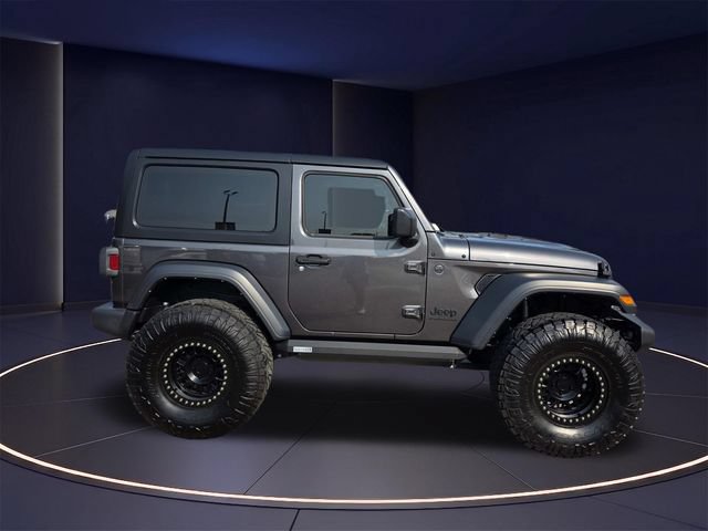 Used 2024 Jeep Wrangler Sport AWD/4WD image 2