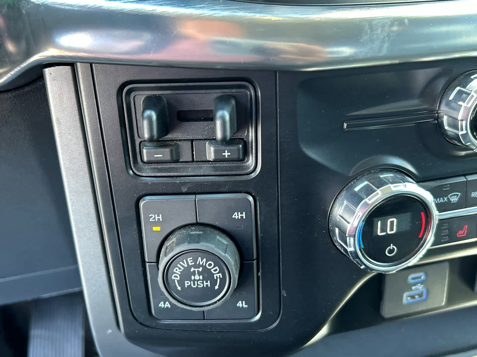 Certified 2021 Ford F150 Lariat w/ Max Trailer Tow Package image 38