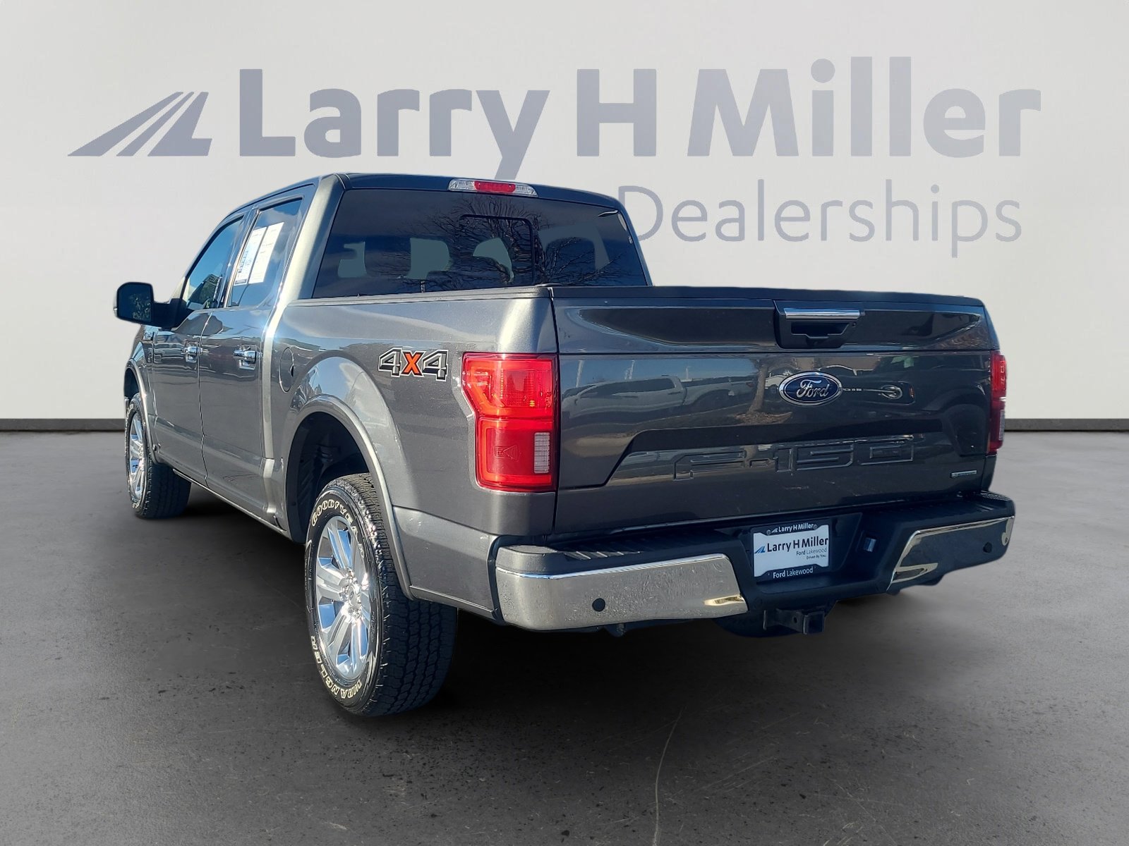 Certified 2020 Ford F150 Lariat w/ Equipment Group 502A Luxury image 3