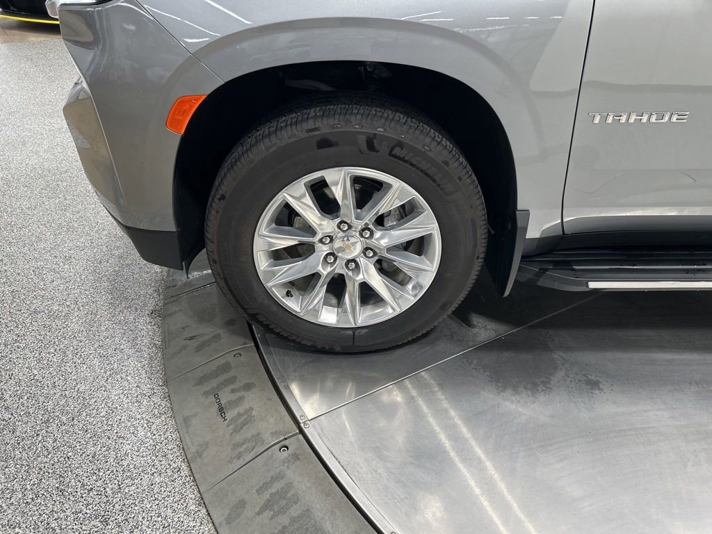 Used 2024 Chevrolet Tahoe Premier AWD/4WD image 35