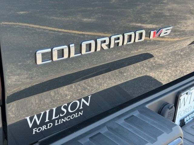 Used 2018 Chevrolet Colorado W/T w/ Custom Special Edition AWD/4WD image 29
