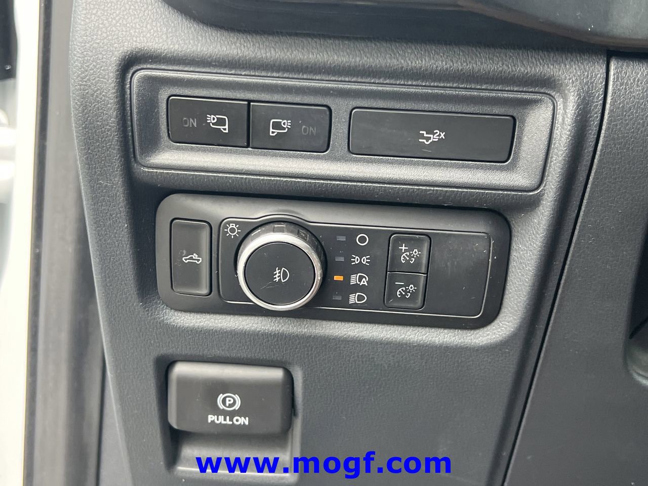 Certified 2022 Ford F150 XLT w/ Equipment Group 302A High image 19