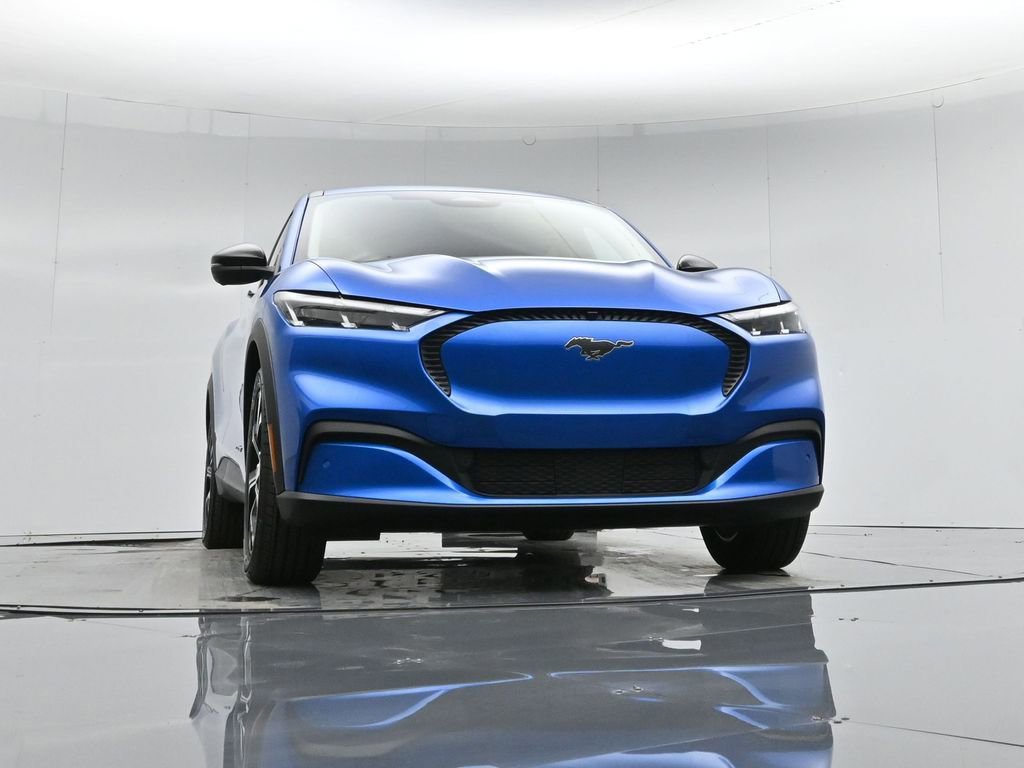 Certified 2025 Ford Mustang Mach-E Select w/ Comfort Package Lite image 7