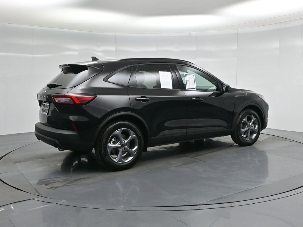 Certified 2025 Ford Escape ST-Line image 26