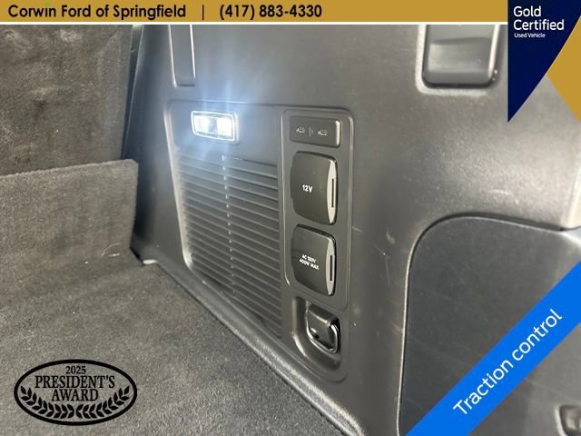 Certified 2025 Ford Expedition Platinum AWD/4WD image 19