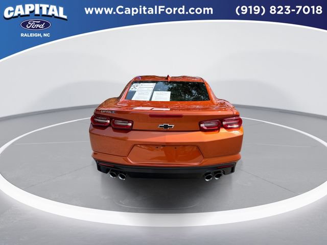 Used 2022 Chevrolet Camaro LT RWD image 7