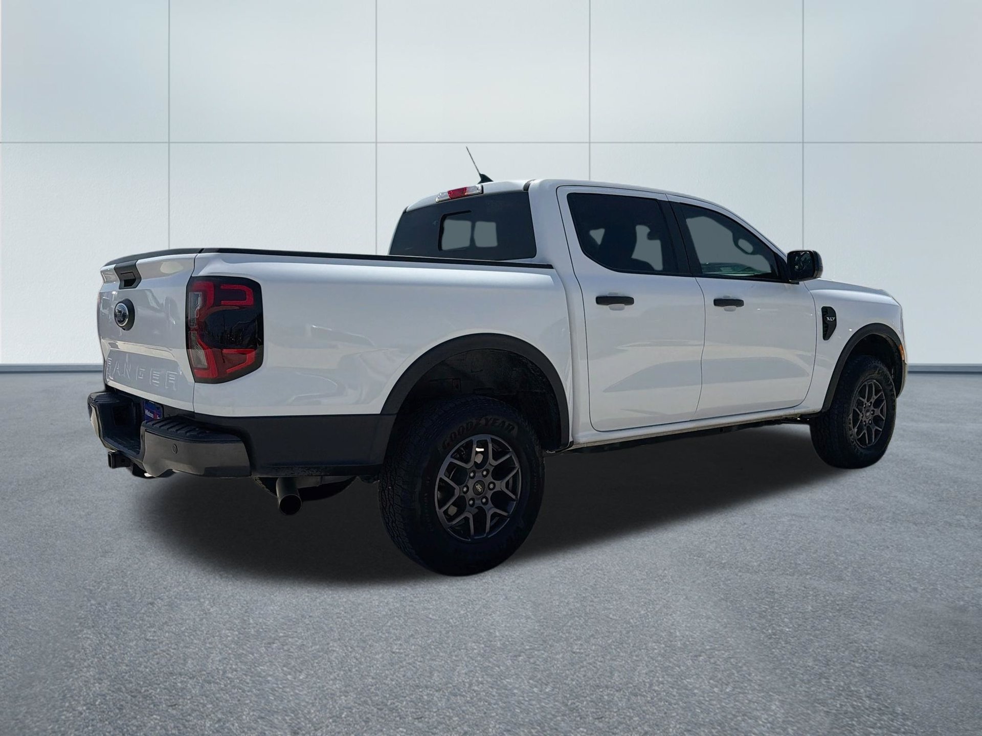 Certified 2025 Ford Ranger XLT w/ Trailer Tow Package RWD image 5